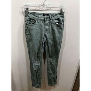 Earl Jeans Women's Size 2 Mint Skinny Ankle Modest Office Everyday Wear Denim